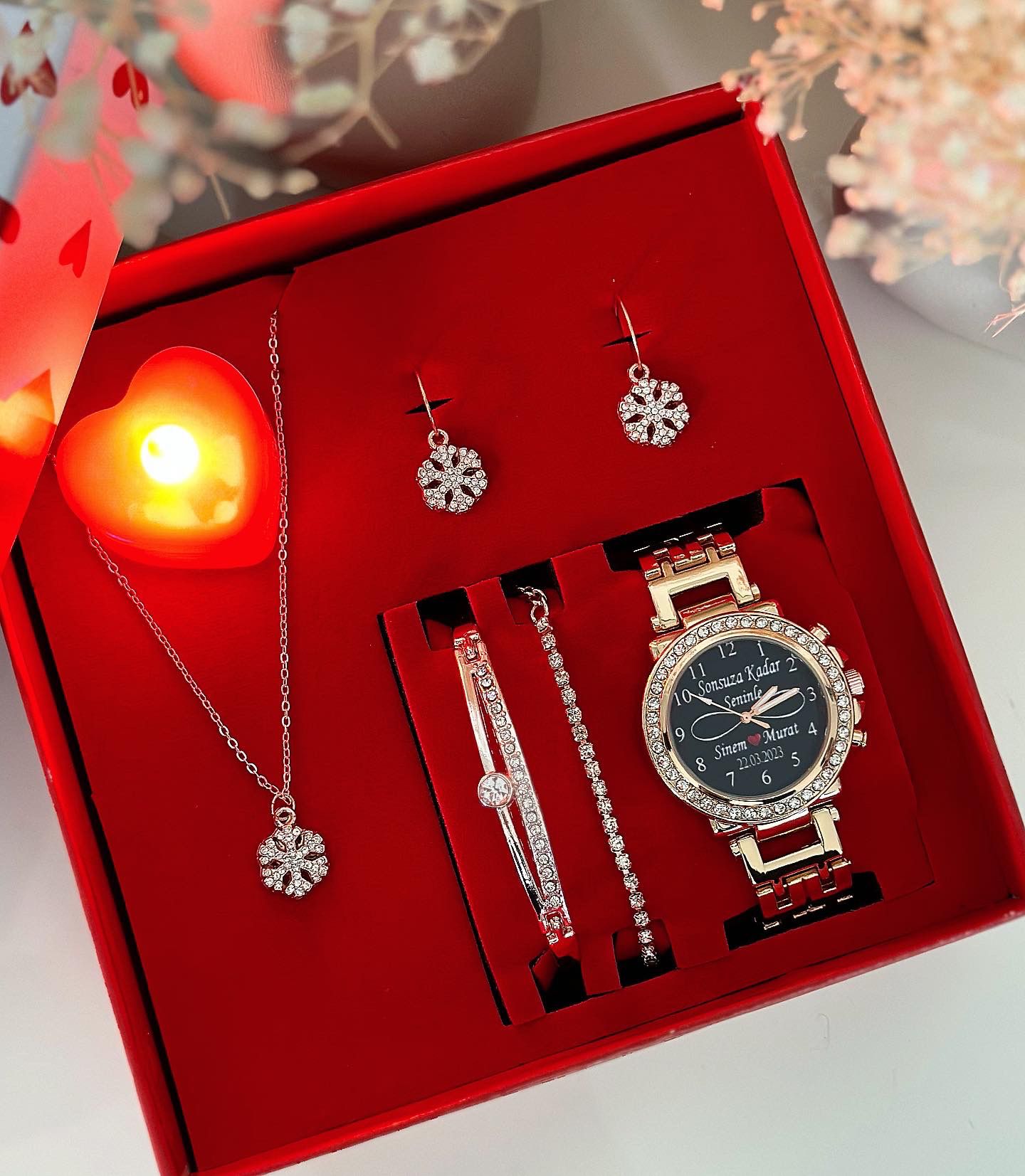 Rose Saat Bileklik Kolye ve Küpe Hediyeli Kare Set Kutu